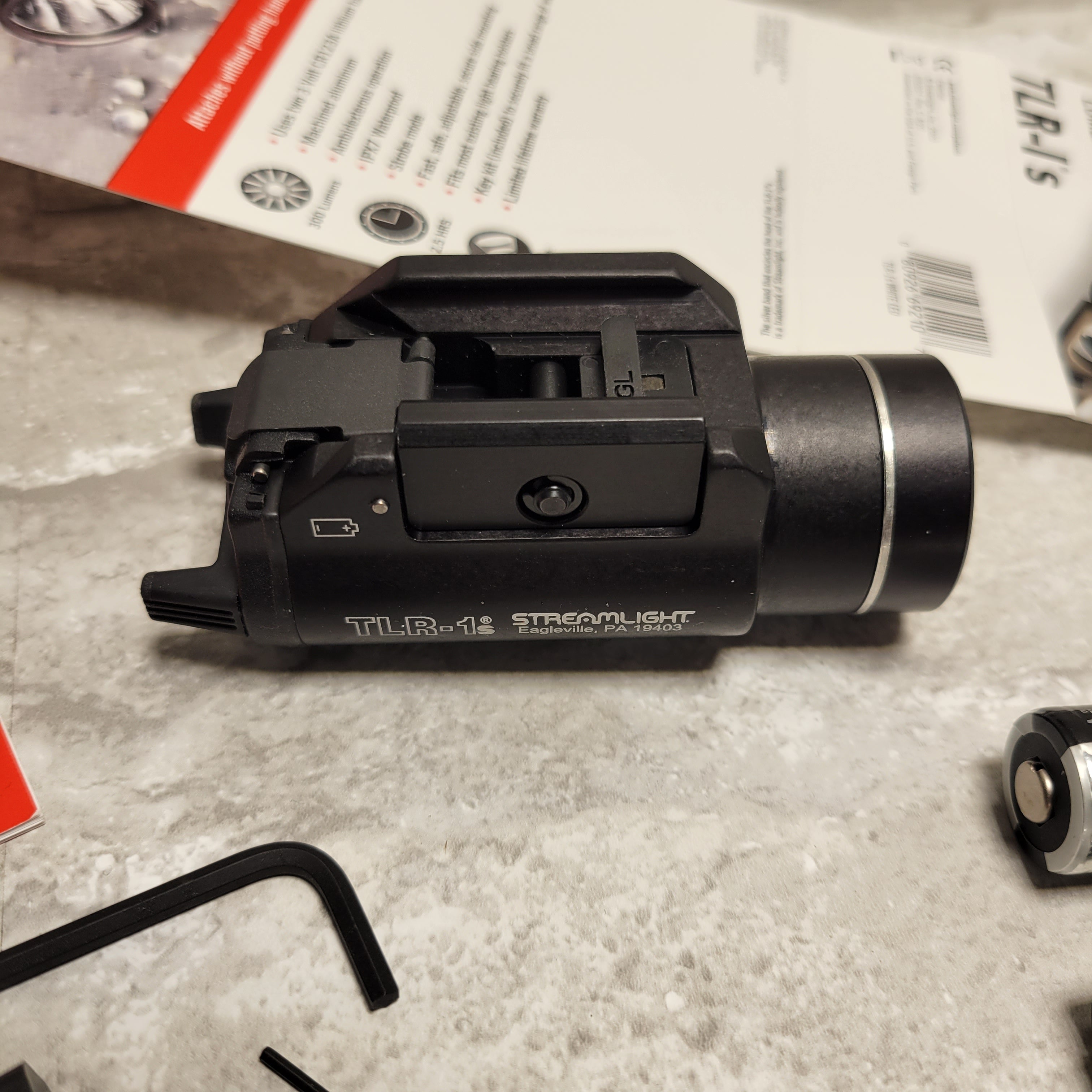 Streamlight TLR-1S Rail Mounted Tactical LED Flashlight *NOT WORKING* (8010971119854)